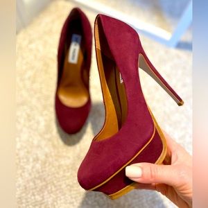 STEVE MADDEN Made in Brazil Sued Pumps 6.5